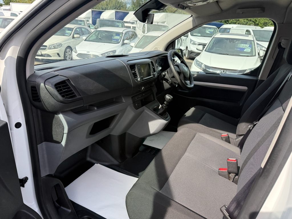 Vauxhall Vivaro L2h1 F3100 Dynamic Combi Crew Van Lwb Ac White #6