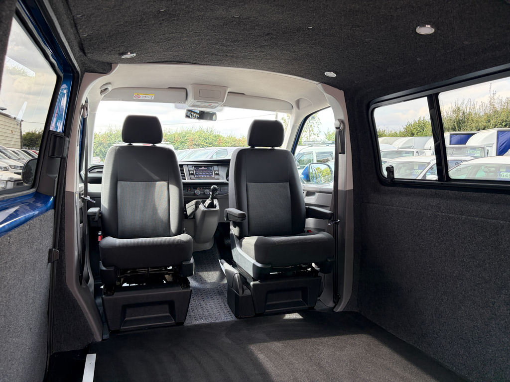 Volkswagen Transporter Volkswagen T32 Swb Diese 2.0 Tdi 150 Highline Komb Black #16