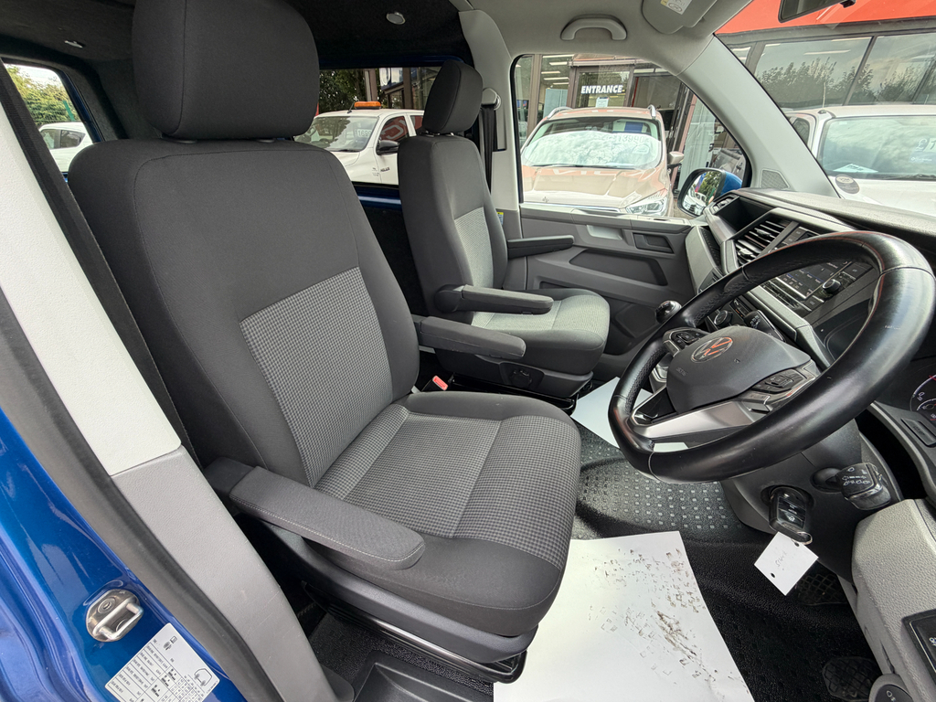 Volkswagen Transporter Volkswagen T32 Swb Diese 2.0 Tdi 150 Highline Komb Black #20