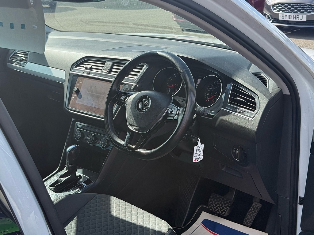Volkswagen Tiguan Tsi Se Navigation LC18VNS White #6