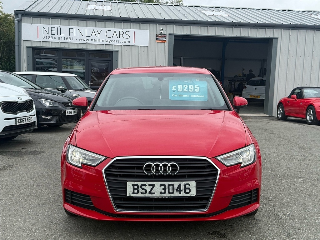 Audi A3 Tfsi Se Red #2