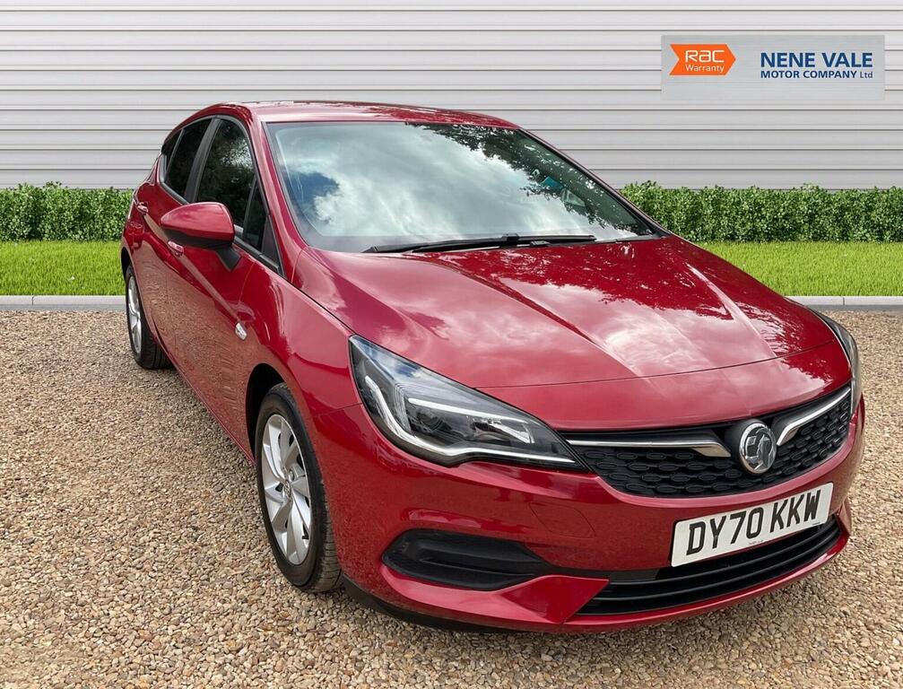 Vauxhall Astra Hatchback 1.5 Turbo D Business Edition Nav Euro 6 Red