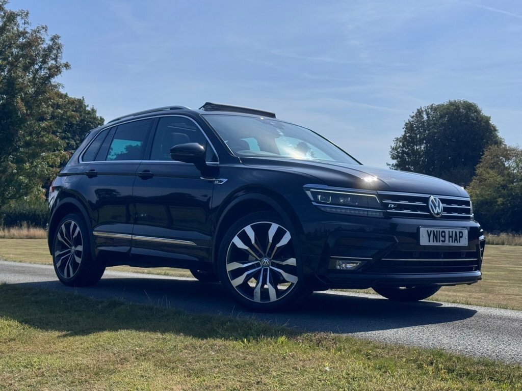 Volkswagen Tiguan 1.5L R-line Black #2