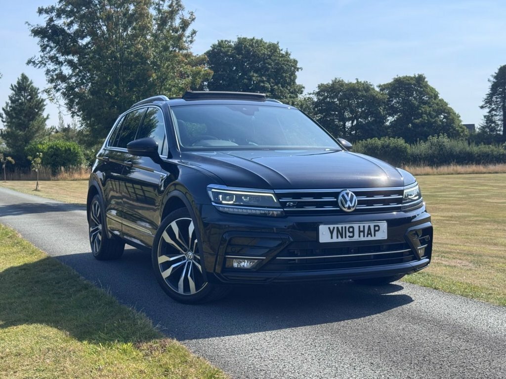 Volkswagen Tiguan 1.5L R-line Black