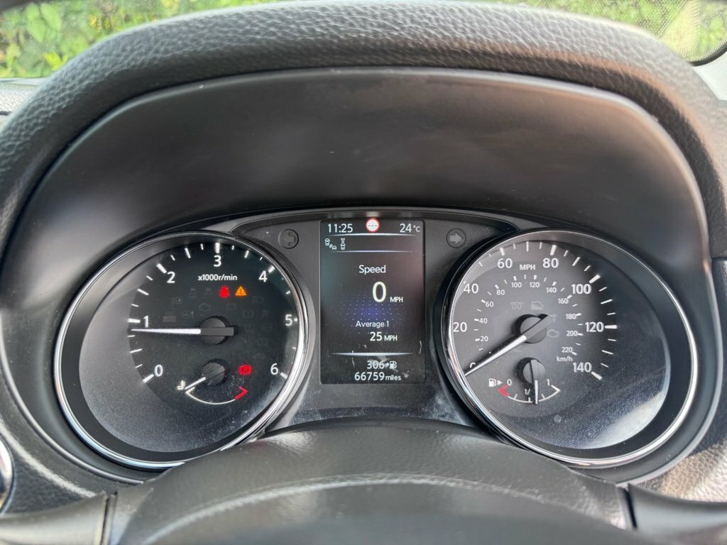 Nissan Qashqai 1.2 Dig-t N-connecta Grey #20