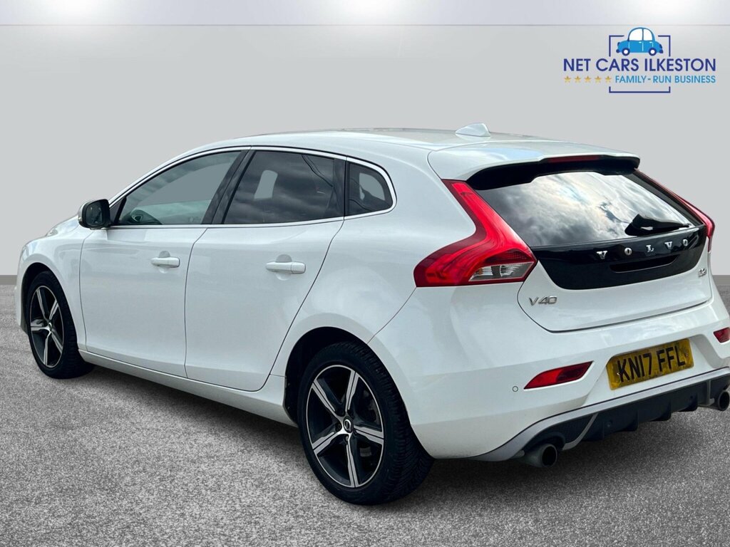 Volvo V40 2.0 D2 R-design Nav Plus Euro 6 Ss White #4