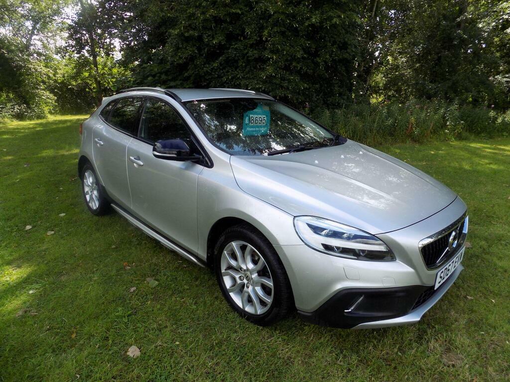 Volvo V40 Cross Country 2.0 T3 Pro Euro 6 S S Silver