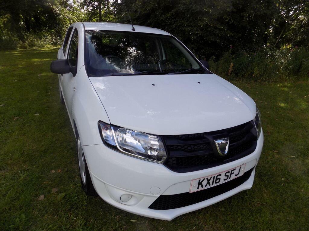 Dacia Sandero 0.9 Tce Ambiance Euro 6 S S White #2