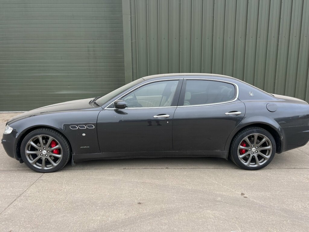 Maserati Quattroporte 4.2 Saloon 345 Gkm, 395 Bhp Grey #2