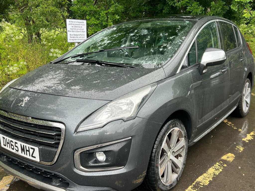 Peugeot 3008 Bluehdi Allure Suv Grey #1