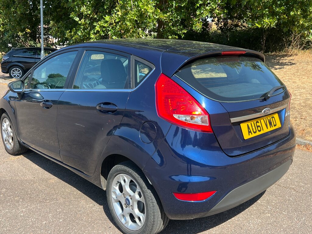 Ford Fiesta 1.25 Zetec Hatchback 129 Gkm, Blue #3