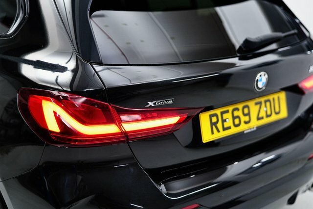 BMW 1 Series 1.5 118I Se Euro 6 Ss White #23