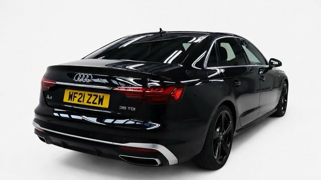 Audi A4 2.0 Tdi 35 S Line S Tronic Euro 6 S S Black #3