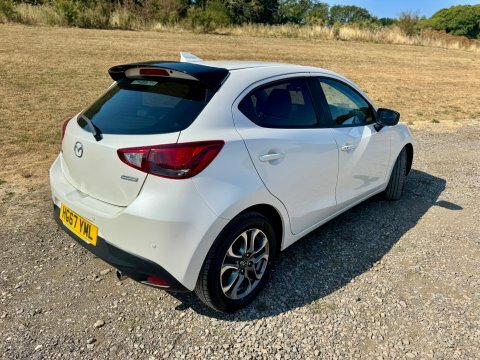 Mazda 2 Gt White #3