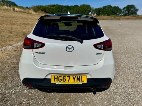 Mazda 2 Gt White #4