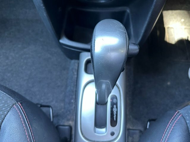 Nissan Note 1.6 16V Tekna Hatchback Euro 5 11 LV60UXE Blue #5