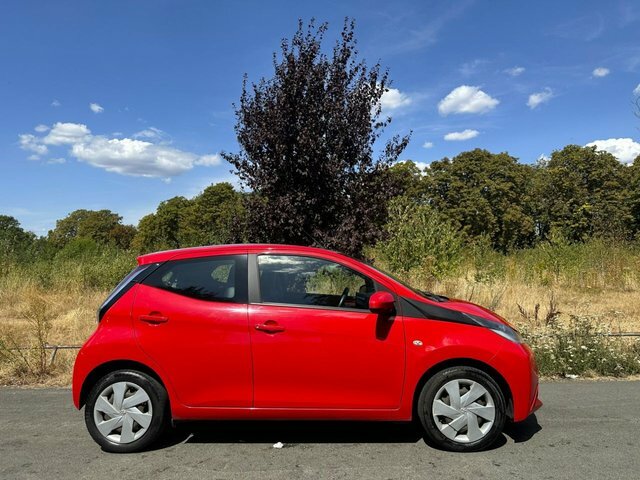 Toyota Aygo 1.0 Vvt-i X-play Hatchback Euro Red #5