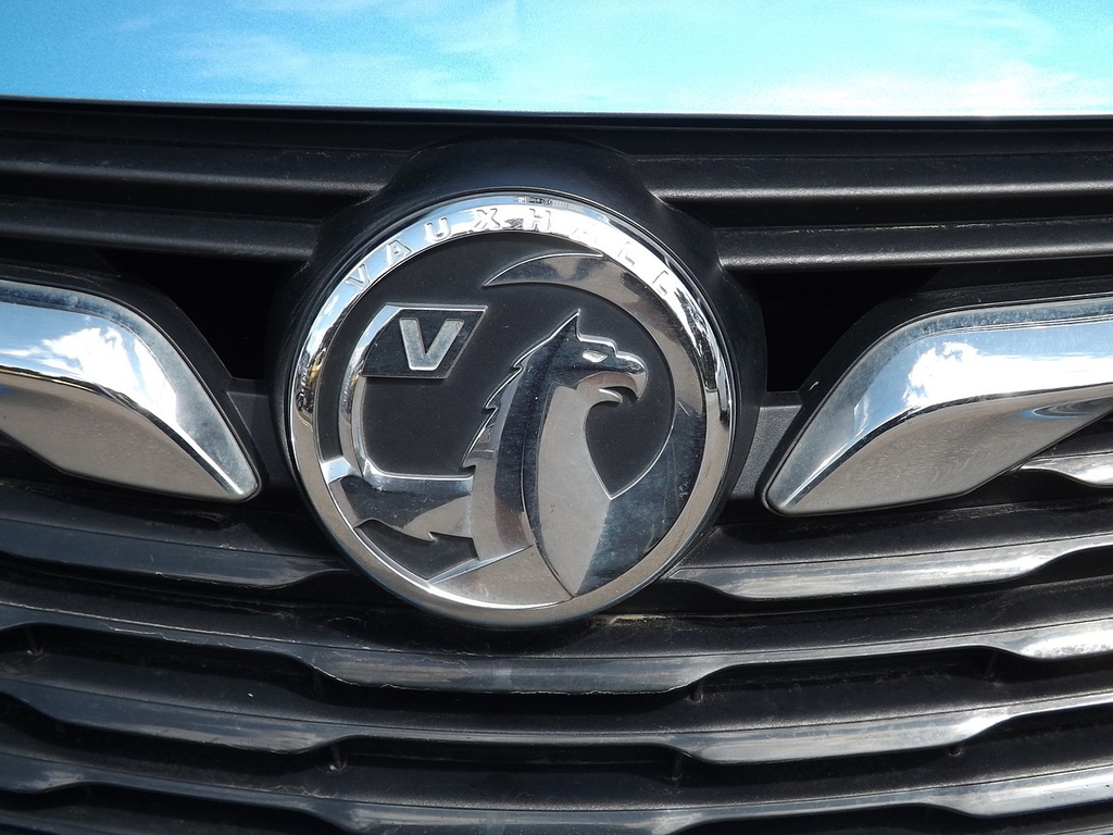 Vauxhall Crossland X Griffin Blue #6