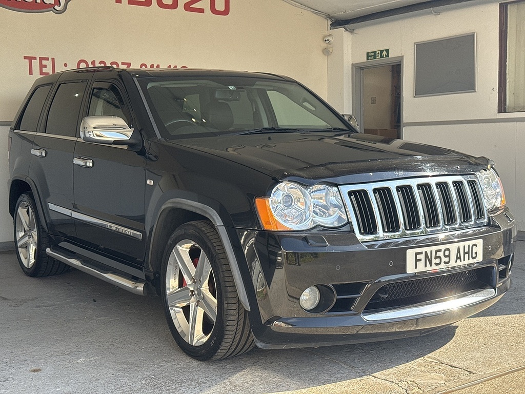 Jeep Grand Cherokee Srt8 Black #3