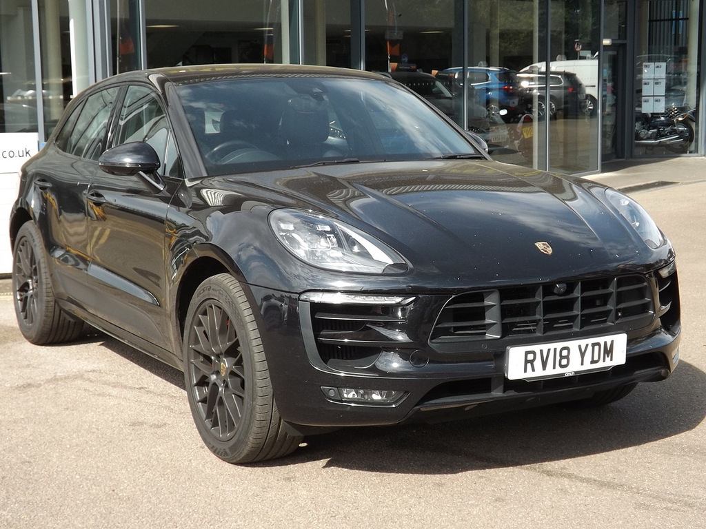 Porsche Macan T V6 Gts Black #3