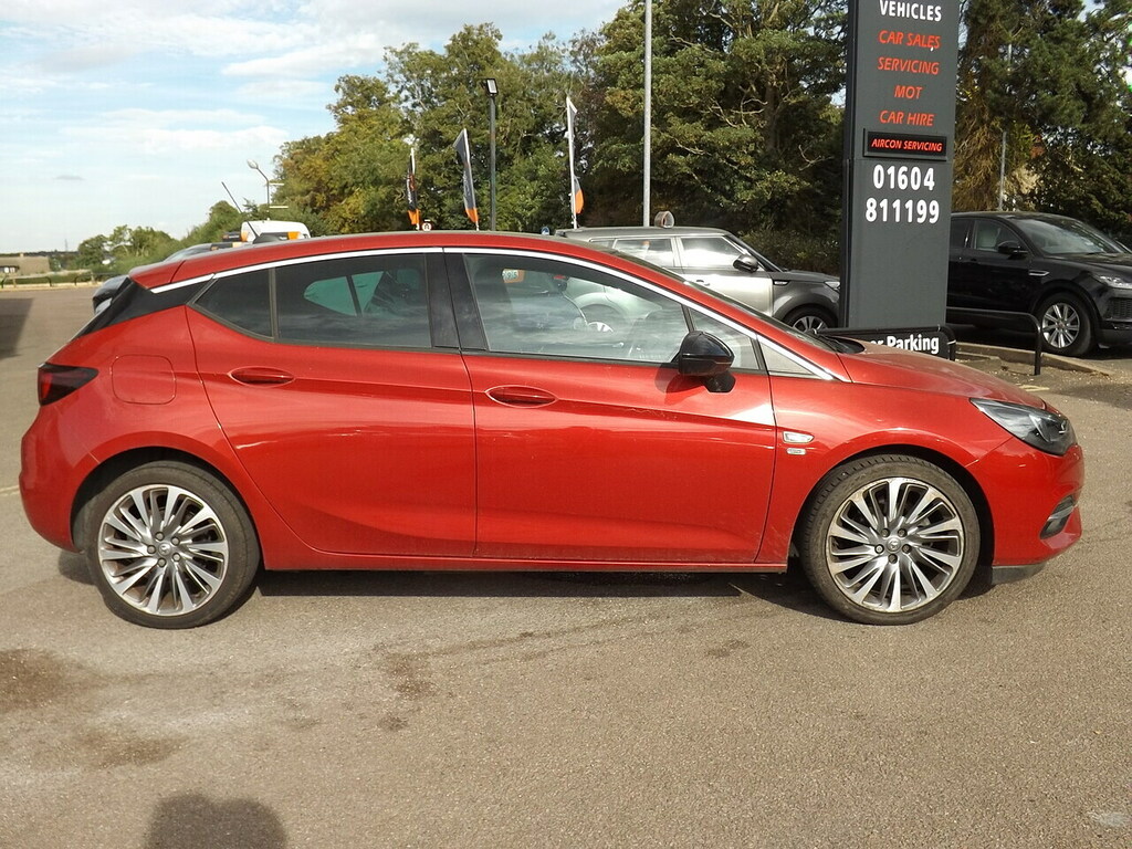 Vauxhall Astra Turbo D Griffin Edition Red #4