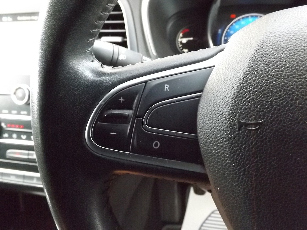 Renault Megane 1.3 Tce Gt Line Sport Tourer Eur Blue #9