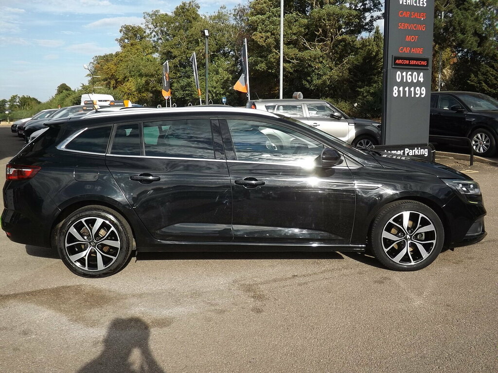 Renault Megane Tce Iconic Black #4