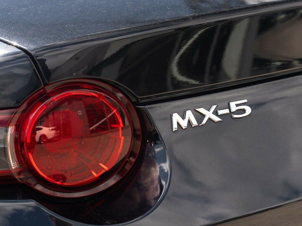 Mazda MX-5 2.0 Skyactiv G Homura Convertible Manua Blue #20