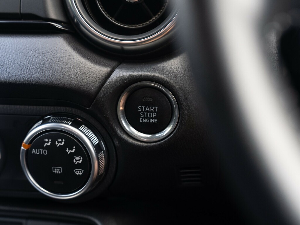 Mazda MX-5 2.0 Skyactiv G Homura Convertible Manua Blue #36