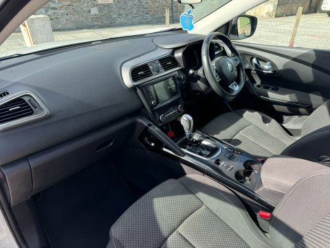 Renault Kadjar Dynamique Nav Dci White #4