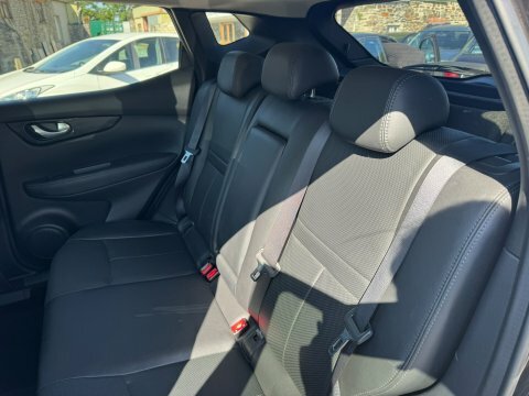 Nissan Qashqai Dci Tekna Black #6