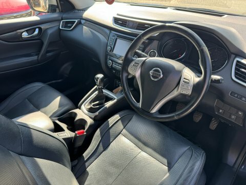 Nissan Qashqai Dci Tekna Black #2