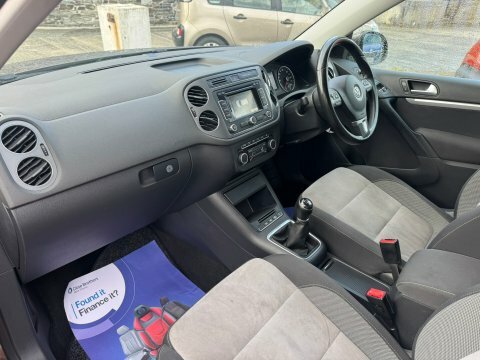 Volkswagen Tiguan Match Tdi Bluemotion Brown #3
