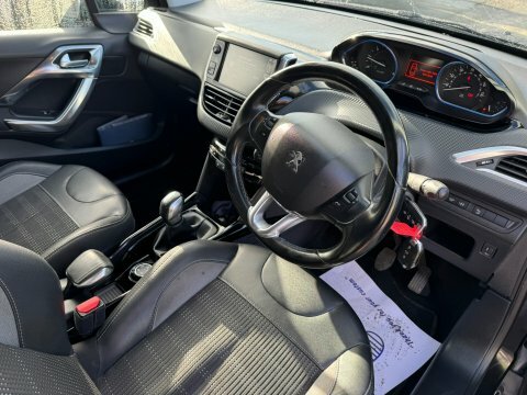 Peugeot 2008 Blue Hdi Allure Black #2
