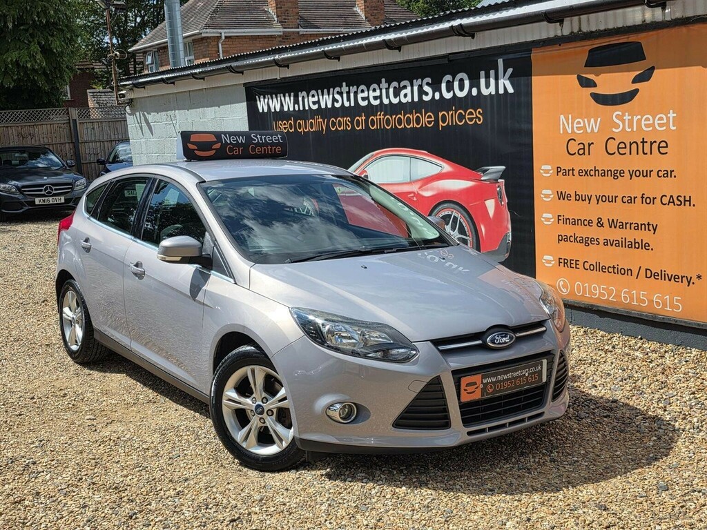 Ford Focus Hatchback 1.6 Zetec Euro 5 201363 Silver