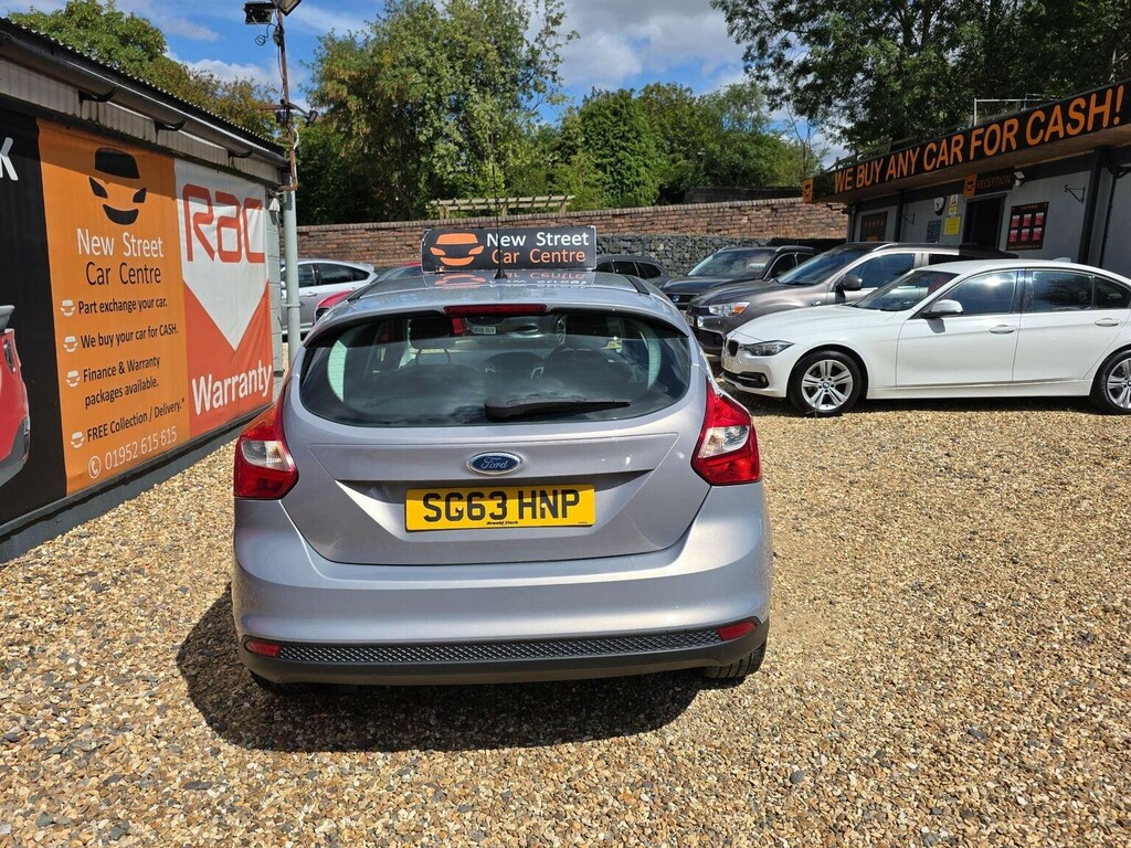 Ford Focus Hatchback 1.6 Zetec Euro 5 201363 Silver #6