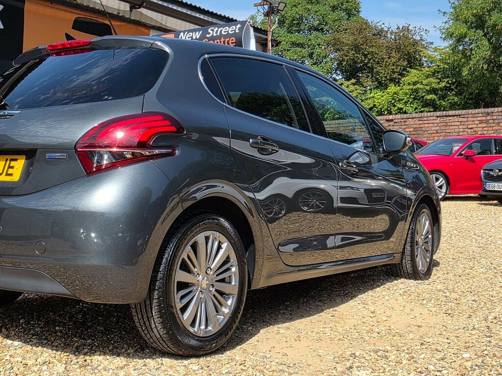 Peugeot 208 1.2 Puretech Allure Euro 6 Grey #6