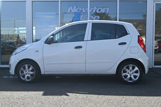 Hyundai I10 1.2 Classic Hatchback Euro 5 85 White #5