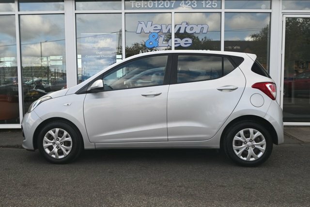 Hyundai I10 1.2 Se Hatchback Euro 5 87 Ps Silver #5