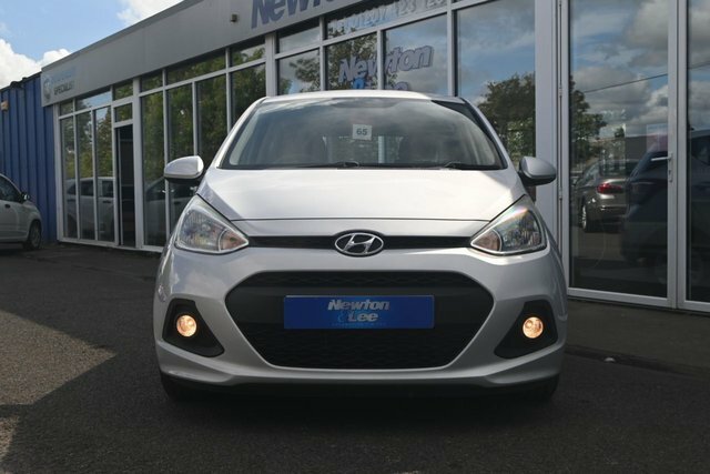 Hyundai I10 1.2 Se Hatchback Euro 5 87 Ps Silver #2