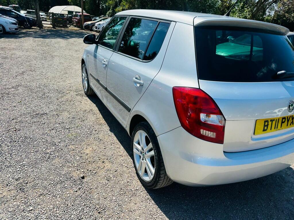 Skoda Fabia 1.2 Tsi Se Plus Euro 5 Silver #5