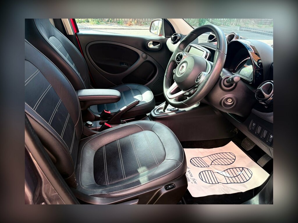 Smart Forfour 17.6Kwh Exclusive Hatchback 22K Red #3