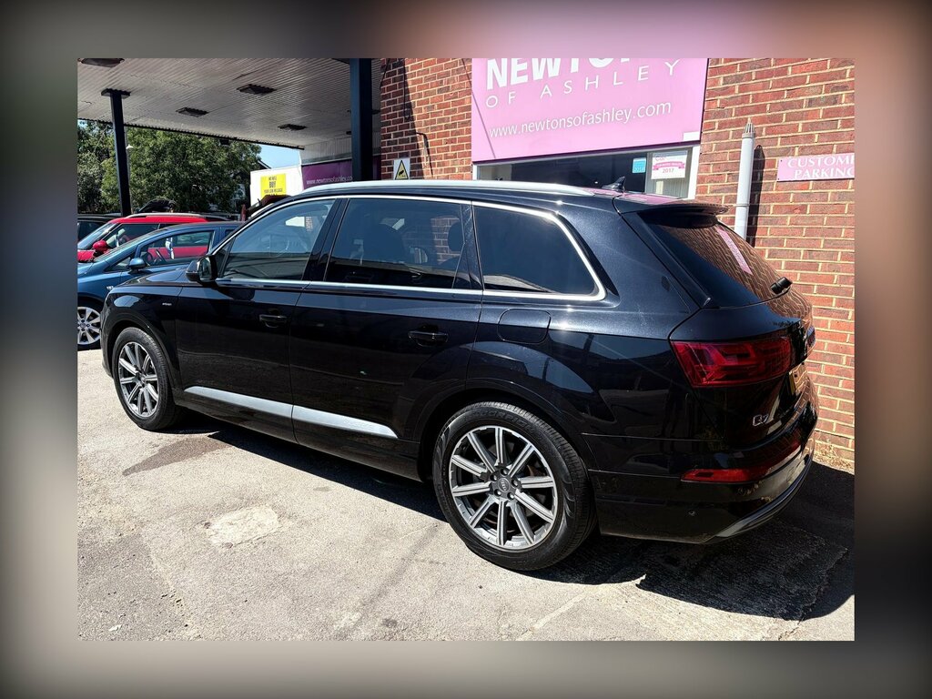 Audi Q7 3.0 Tdi V6 E-tron Suv Plug-in Hybrid Ti Black #3