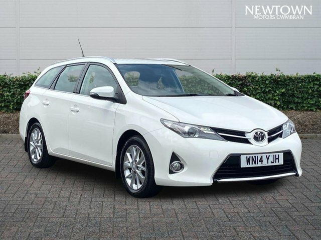 Toyota Auris 1.6 V-matic Icon Touring Sports White
