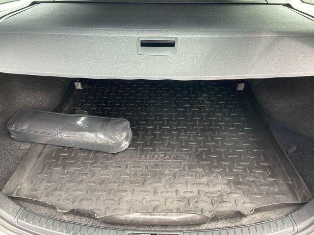 Toyota Auris 2014 1.8 Vvt-i Icon White #22