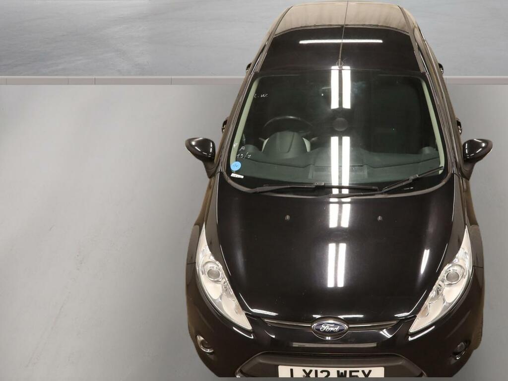 Ford Fiesta Zetec 16V 5-Door Silver #2