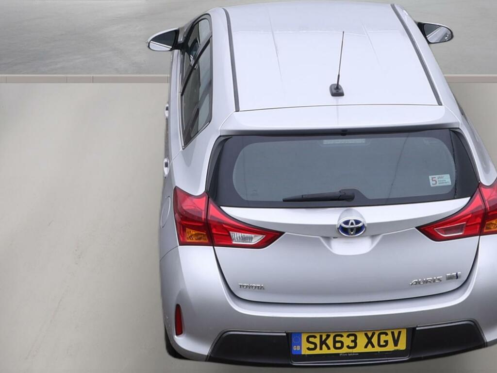 Toyota Auris Icon Silver #4