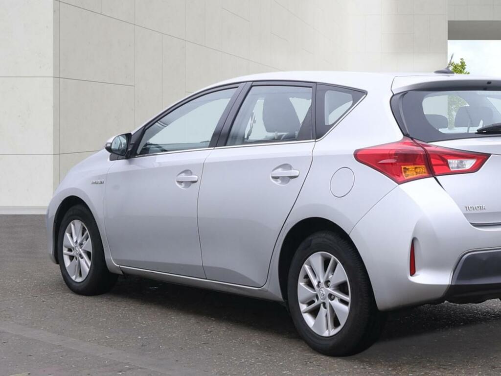 Toyota Auris Icon Silver #2