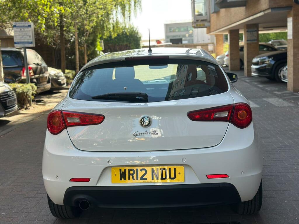 Alfa Romeo Giulietta 1.4L Lusso Tb 120 Bhp White #12