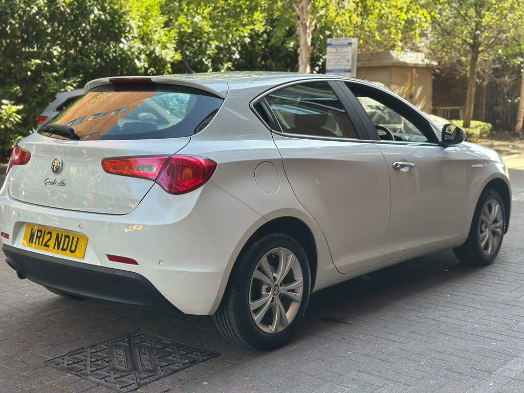 Alfa Romeo Giulietta 1.4L Lusso Tb 120 Bhp White #8
